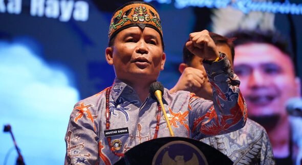 1404.Agustiar Sabran Raih TOP Pembina BUMD 2026