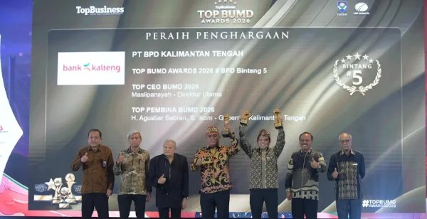 1404.Bank Kalteng Boyong Bintang 5 TOP BUMD Awards 2026
