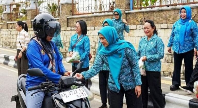 CREATOR: gd-jpeg v1.0 (using IJG JPEG v62), quality = 82