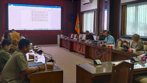 2004.DPRD Kalteng Tuntaskan Raperda Perpustakaan, Ini Pasal Krusial