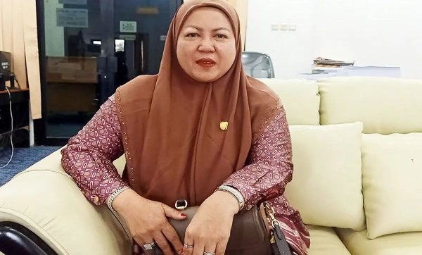 0402.Henny Kawal Aspirasi Masyarakat Lahei Barat