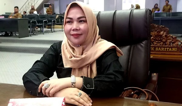 0502.DPRD Barito Utara Dukung UMKM Anyaman Rotan Teweh Timur