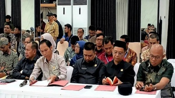 0503.DPRD Barito Utara Dorong Revisi RTRWK