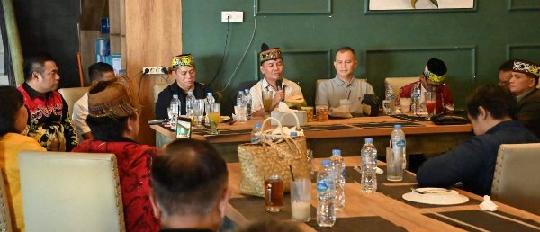 0505.Silaturahmi Dayak Kalteng–Kaltim Perkuat Sinergi Pembangunan