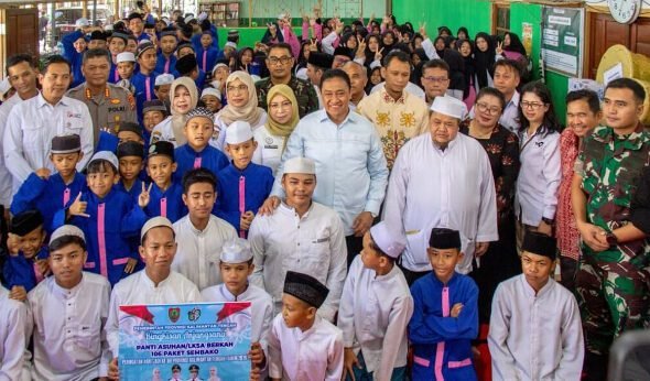 0705.Pemprov Kalteng Kunjungi dan Santuni Panti Asuhan Jelang Hari Jadi ke-69