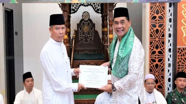 1203.Masjid Arafah Terima Hibah Rp1 Miliar dari Pemkab Barito Utara
