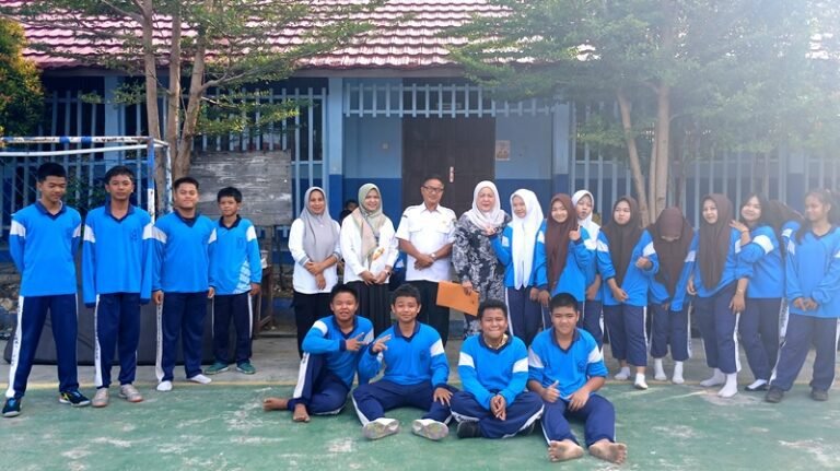 2101-Kunjungi-SMP-2