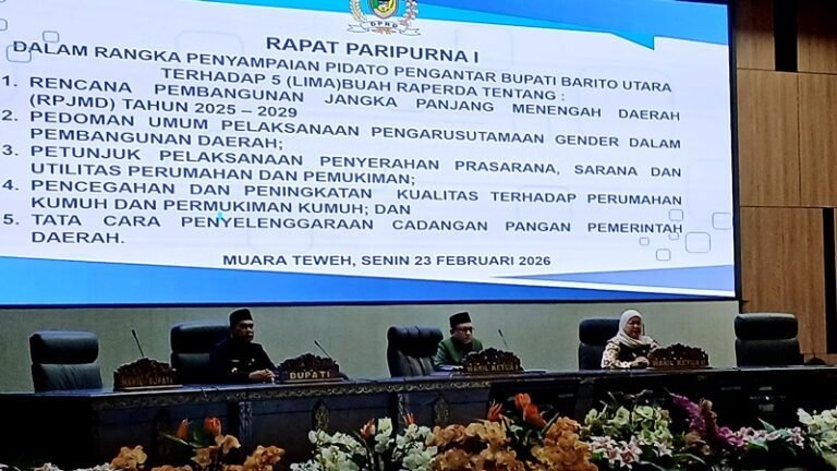 2402-Rapat-Paripurna