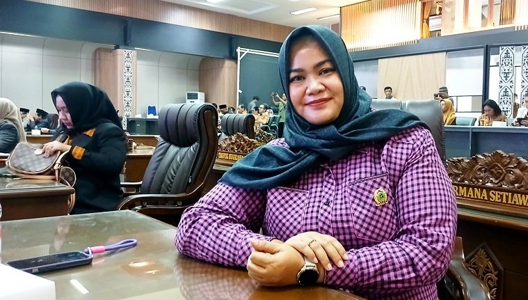 2404-Wardatun-Nur-Jamilah
