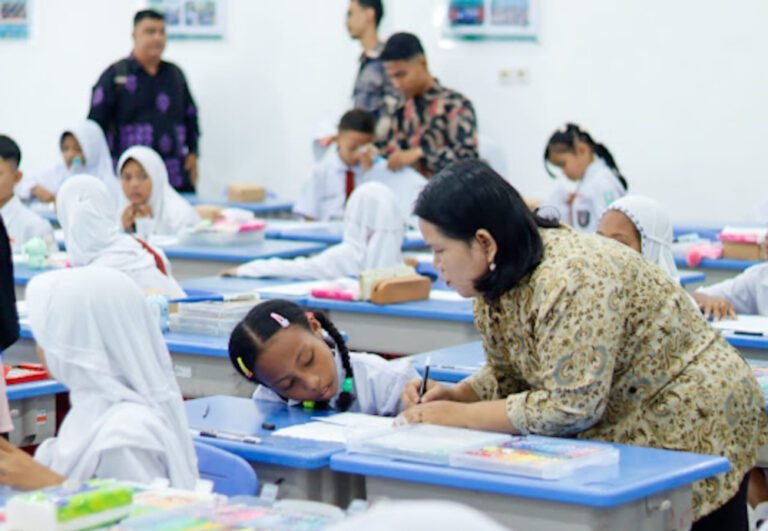 0106.Pemenang Lomba Gambar Berpeluang Wakili Indonesia ke Korea Selatan