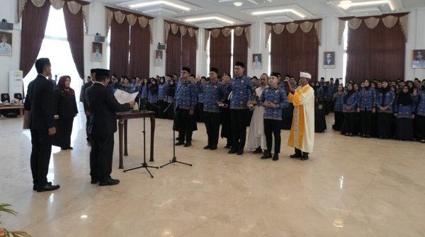 0406.1.044 ASN Kapuas Resmi Dilantik, Bupati Tekankan Integritas