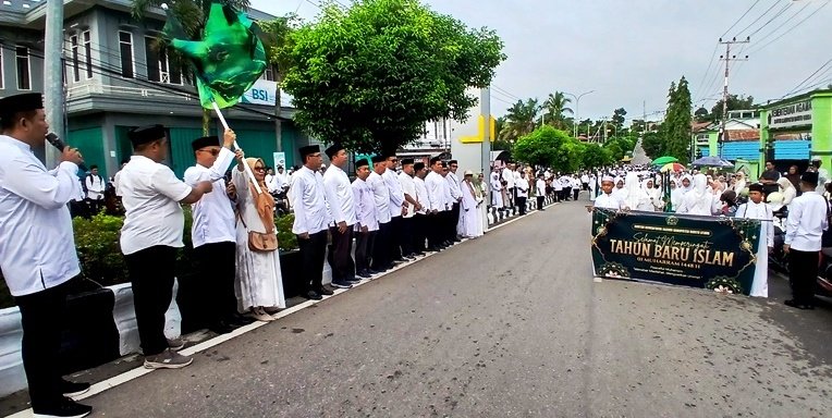 1606-Pawai-Taaruf (2)
