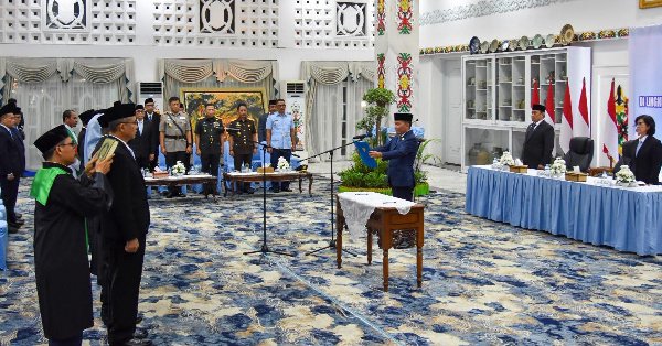 2606.Gubernur Kalteng Tantang Pejabat Baru Buktikan Kinerja