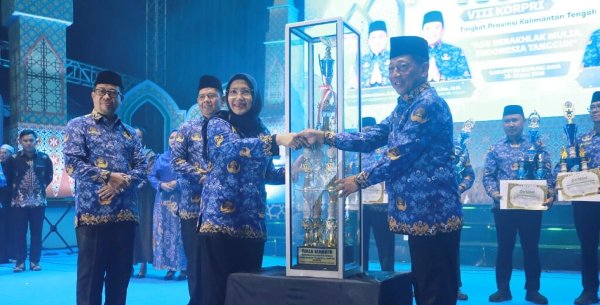 2806.Murung Raya Raih Juara Umum MTQ VIII Korpri Kalteng