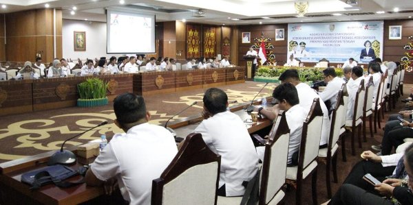 0207.Pemprov Kalteng Perkuat Peran Lembaga Kedamangan