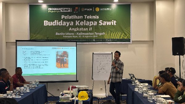 1308.Pekebun dan Pemerintah Bersinergi, Produktivitas Sawit Rakyat Dibidik Naik