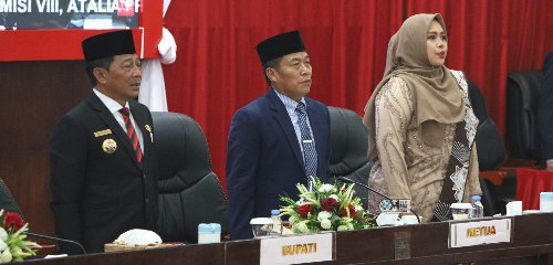 1408.Bupati dan DPRD Murung Raya Ikuti Pidato Kenegaraan Presiden