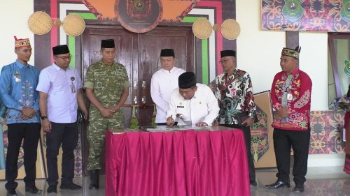 1009.Kapuas Pertahankan Program Rp1 Miliar per Desa