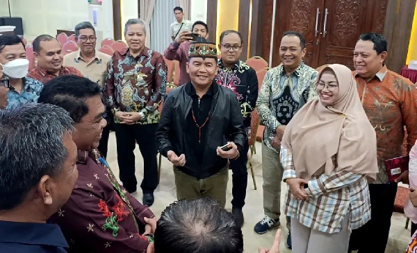 1010.Gubernur Kalteng Siapkan Bantuan Peralatan Karhutla untuk Kotim