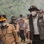 1310.Agustiar Sabran Siapkan Asuransi bagi Relawan Karhutla