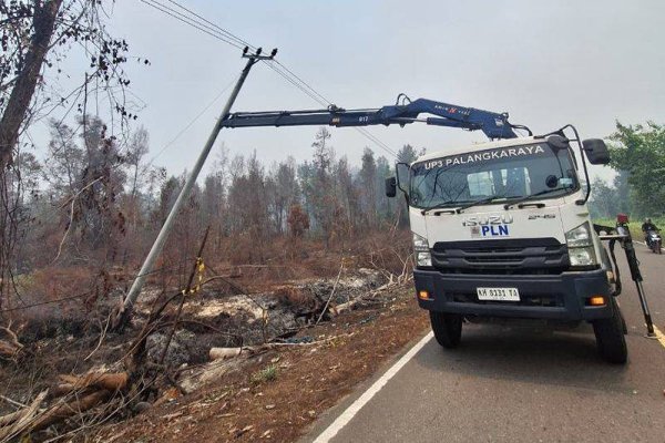 1310.Karhutla Rusak Jaringan Listrik PLN di Tumbang Nusa dan Palangka Raya