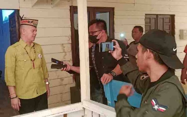 1610.Bupati Gunung Mas Tutup Operasional PT KSR dan PT GAS